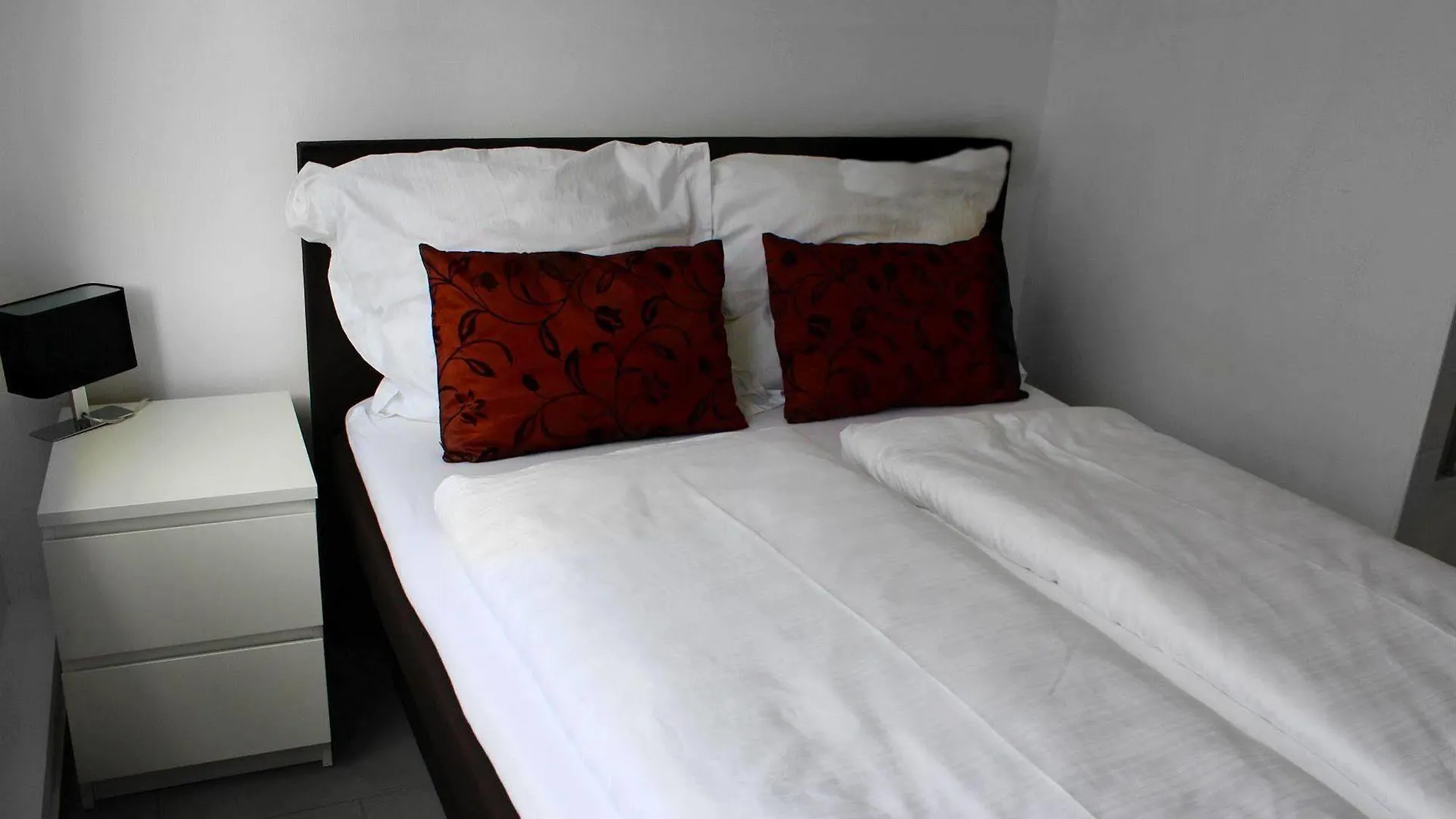 Jj Hotel Hannover-City-Pension 3*, Hannover